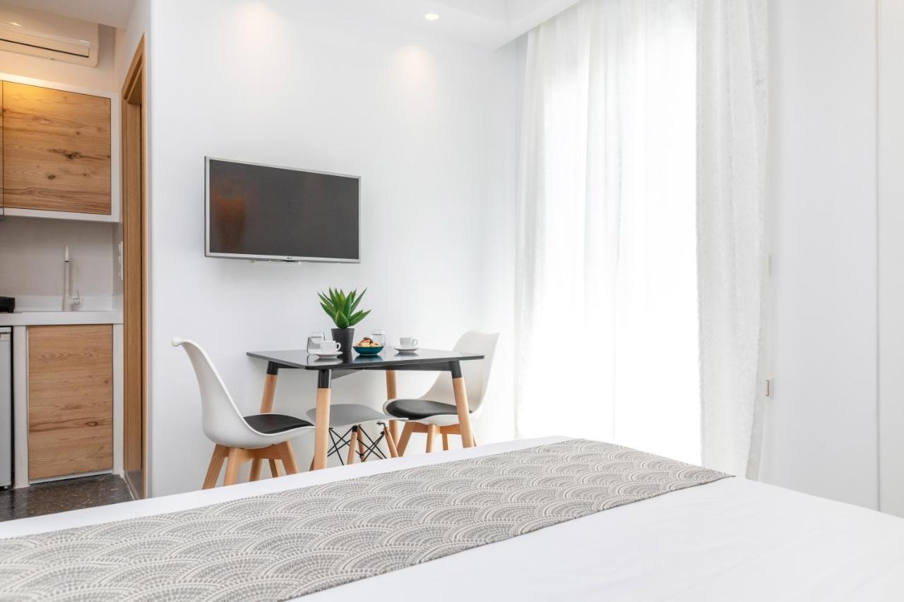 Naxos Downtown Apartments & Suites Naxos City Exteriör bild