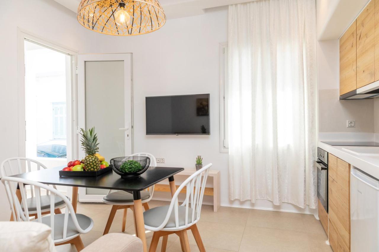 Naxos Downtown Apartments & Suites Naxos City Exteriör bild