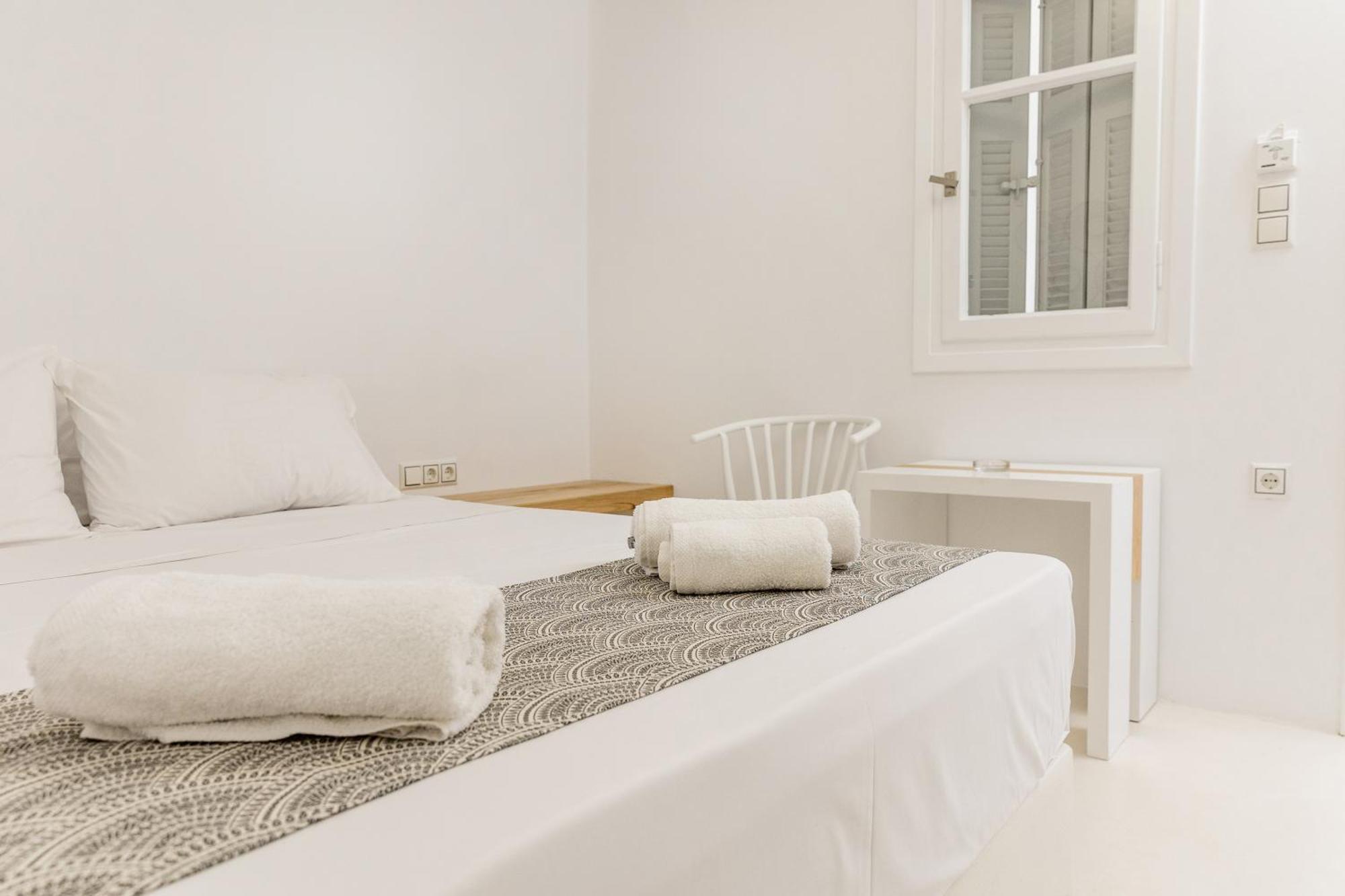 Naxos Downtown Apartments & Suites Naxos City Rum bild