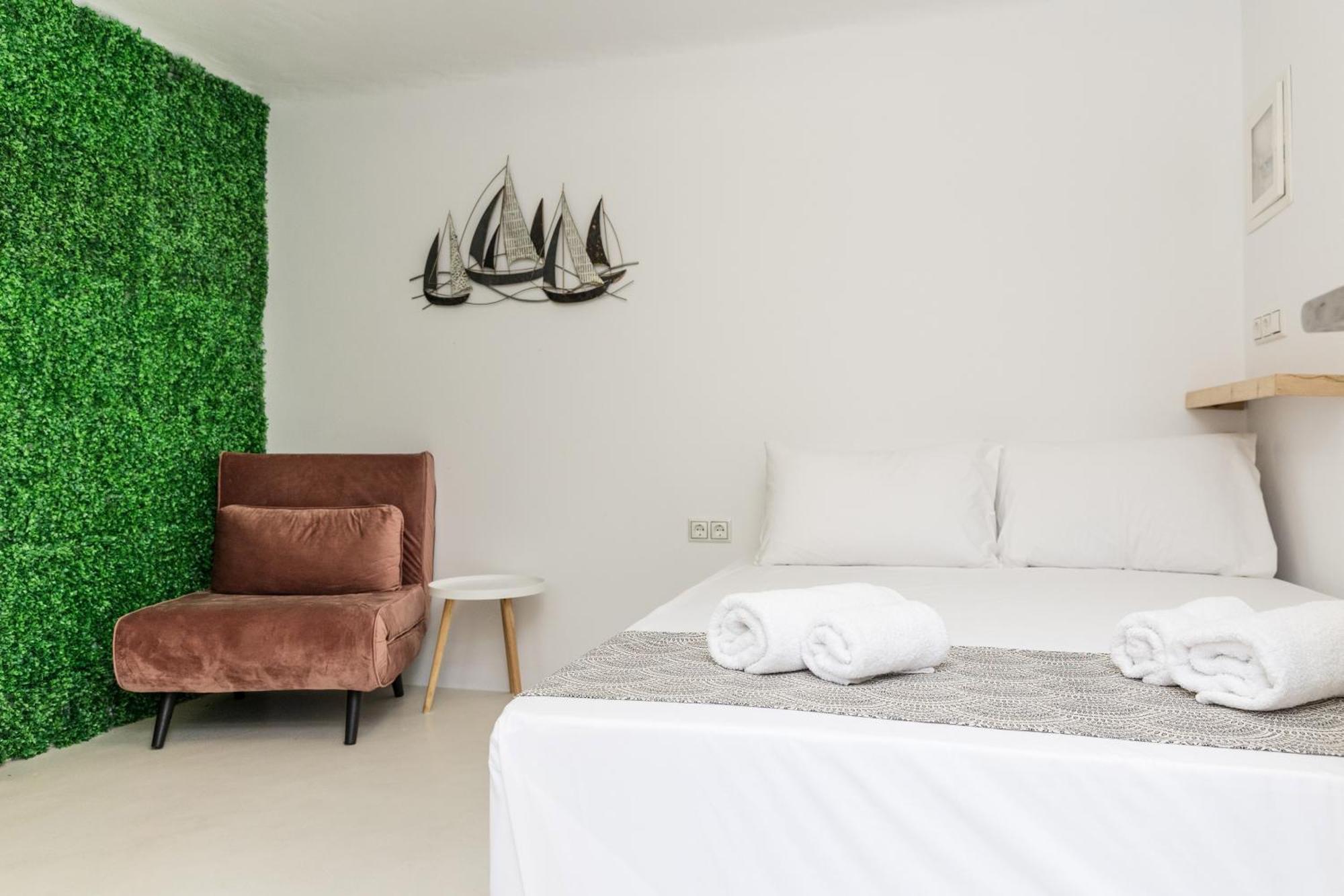 Naxos Downtown Apartments & Suites Naxos City Rum bild